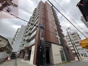 エムプラザ布施駅前参番館の物件外観写真